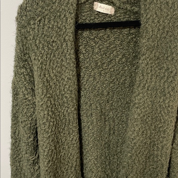 Altar'd State Forest Moss Fuzzy Green Cardigan the grinch vibe christmas - Picture 12 of 14